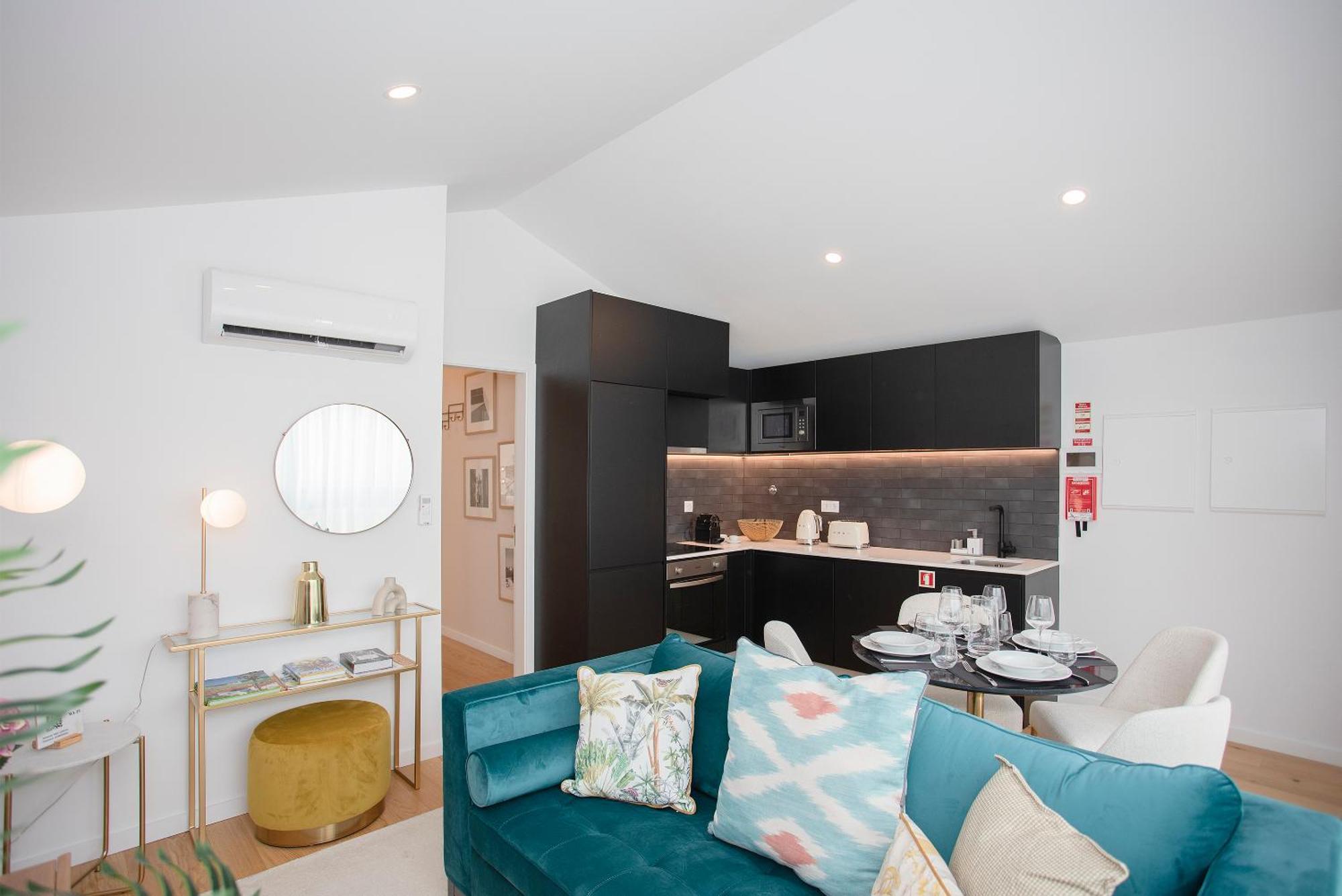 Apartament Liiiving In - Soho Urban Retreat Porto