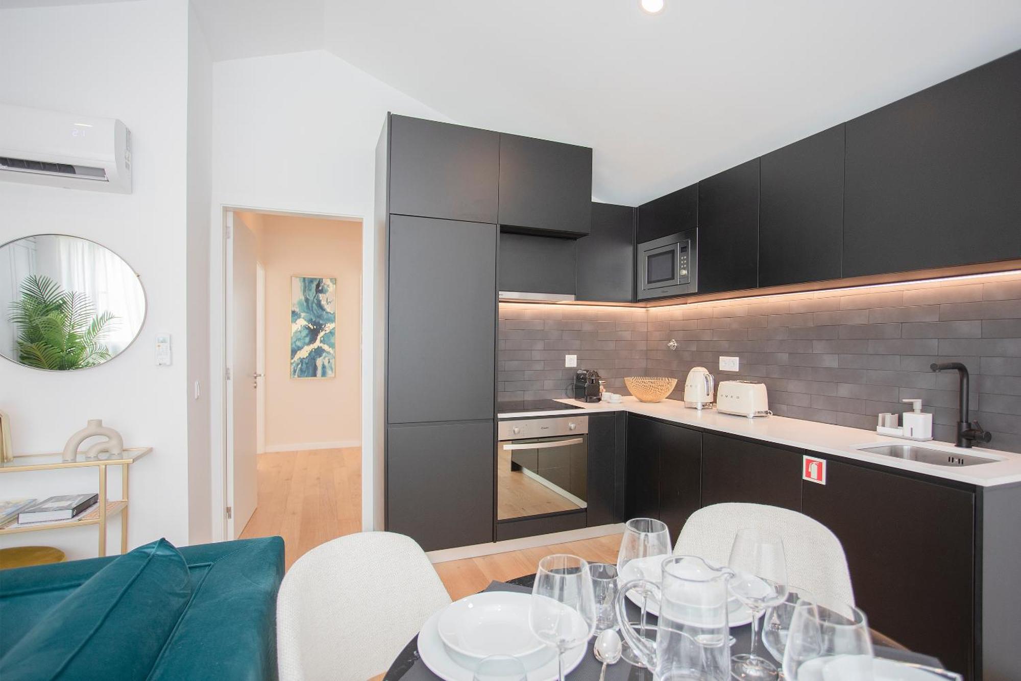 Liiiving In - Soho Urban Retreat *